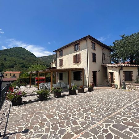 Casa Vacanze Vecchio Frantoio Residenza Moraiolo Сполето Экстерьер фото