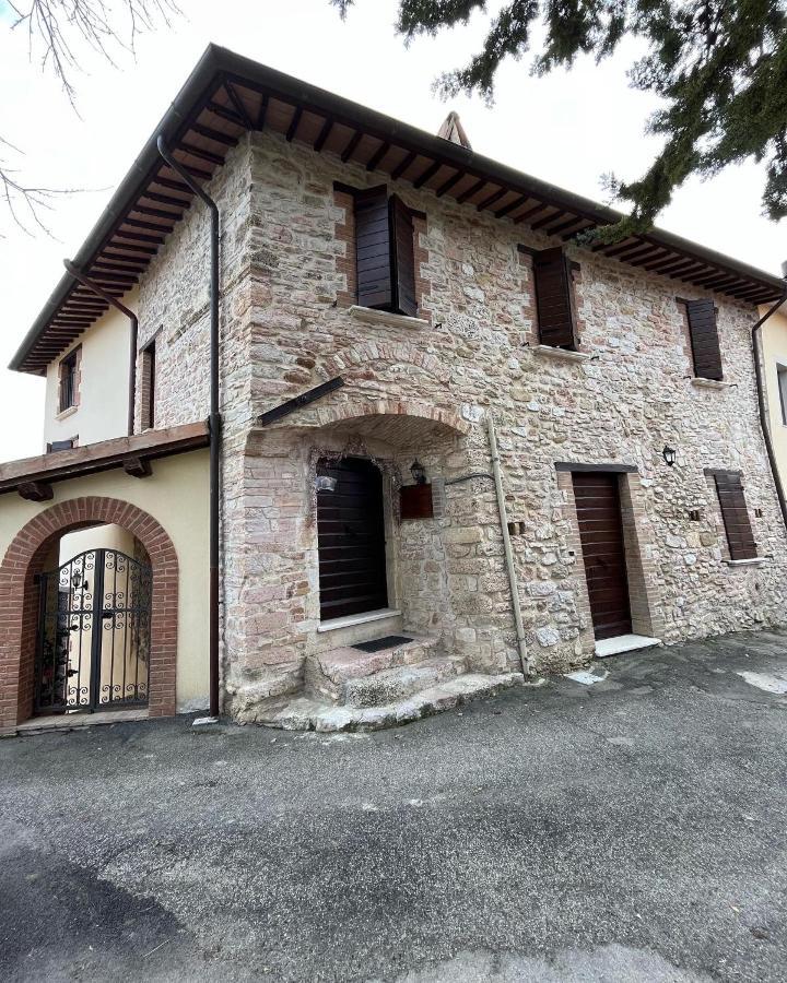 Casa Vacanze Vecchio Frantoio Residenza Moraiolo Сполето Экстерьер фото